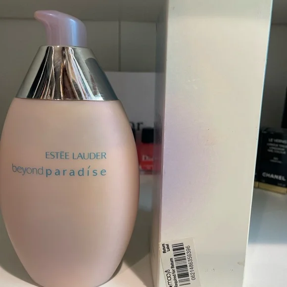 Estée Lauder Beyond Paradise Body Lotion 6.7 Fl Oz / 200 mL